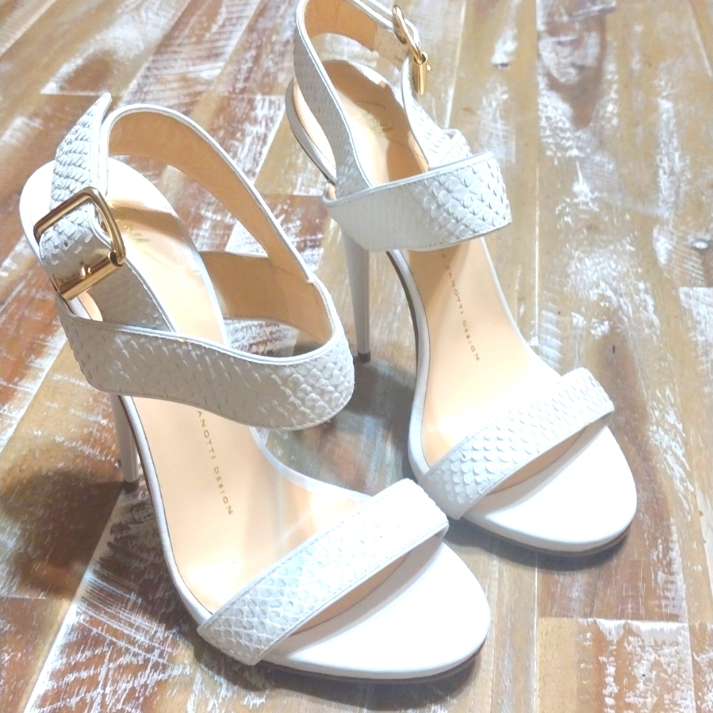 New Giusepe Zanotti snakeskins Heels